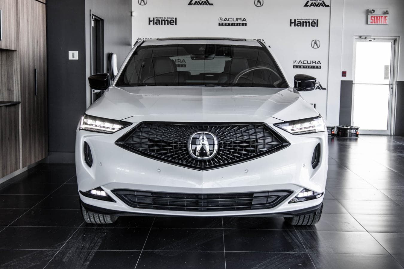 Acura MDX 2024 — photo 2