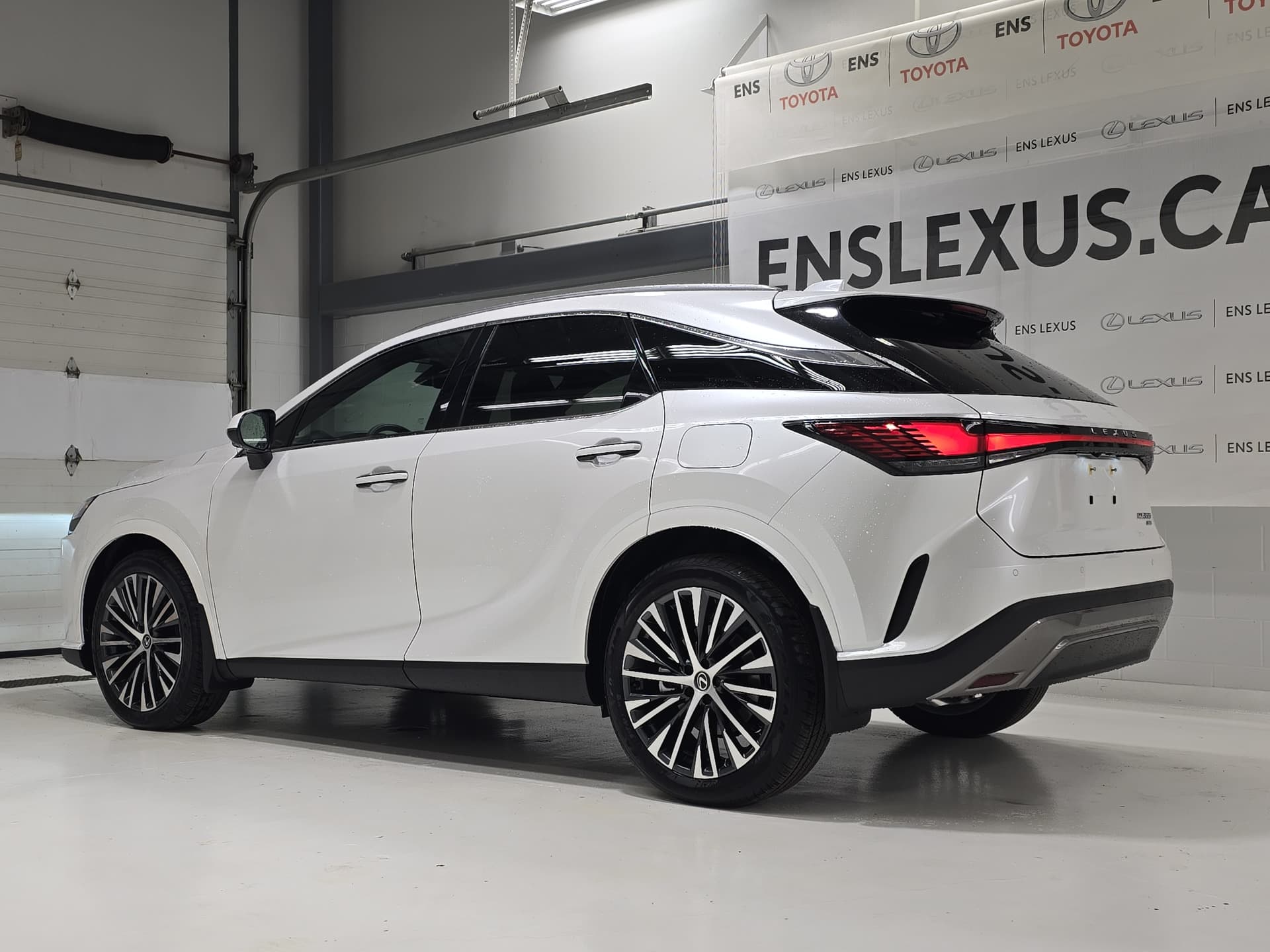 Lexus RX 350 Ultra Luxury 2024 — photo 18