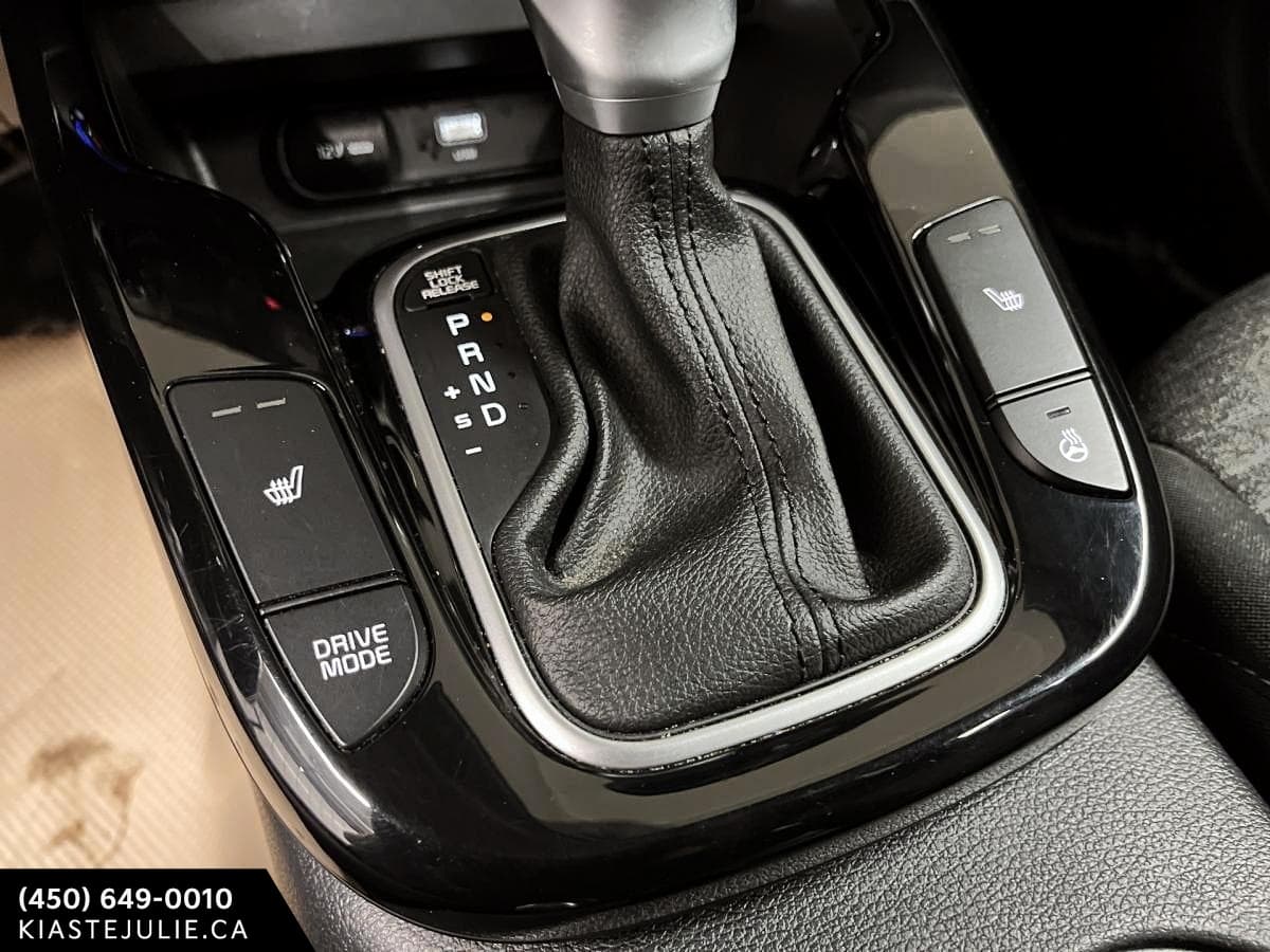 Kia Soul 2023 — photo 16