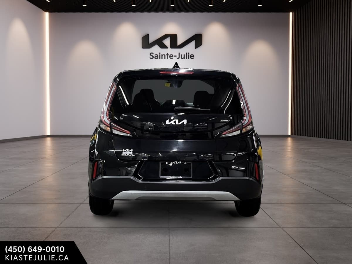 Kia Soul 2023 — photo 4