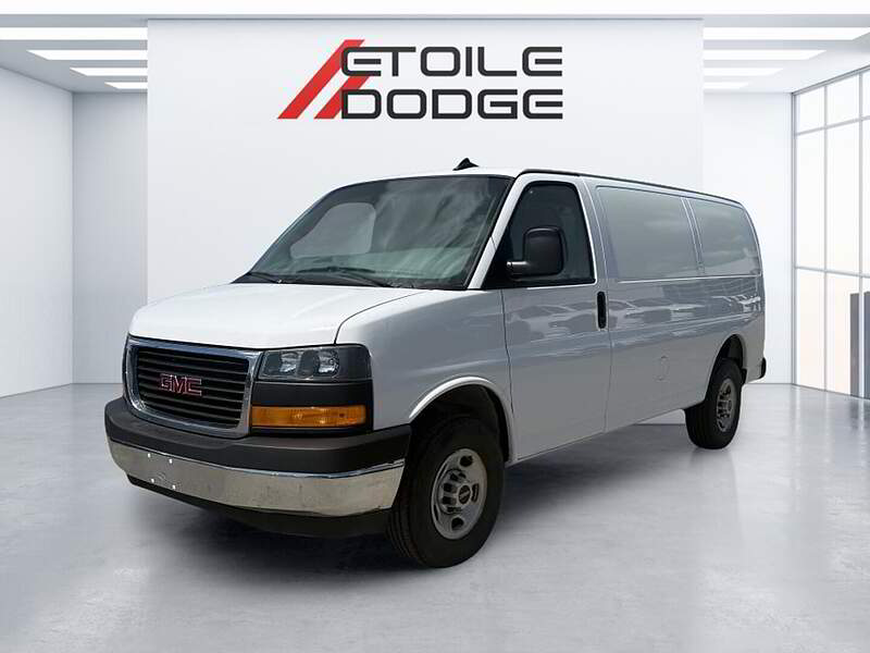 GMC Savana 2024 — photo 2
