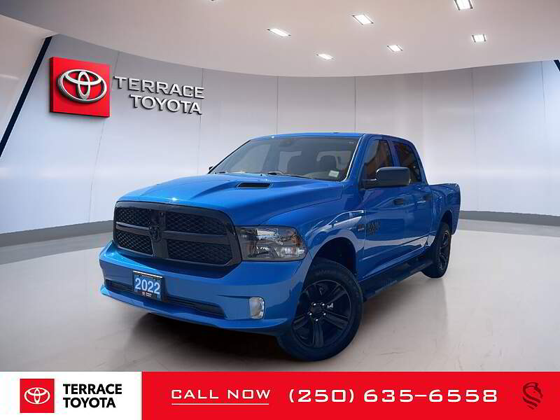 RAM 1500 Classic Express 4x4 Crew Cab 5'7" Box 2022 — photo 2