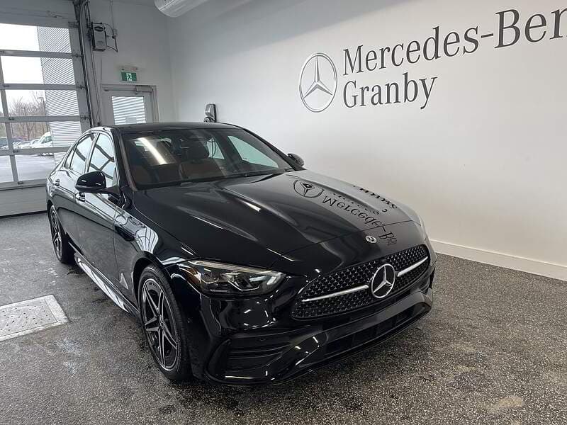 Mercedes-Benz C 300 2026 — photo 2