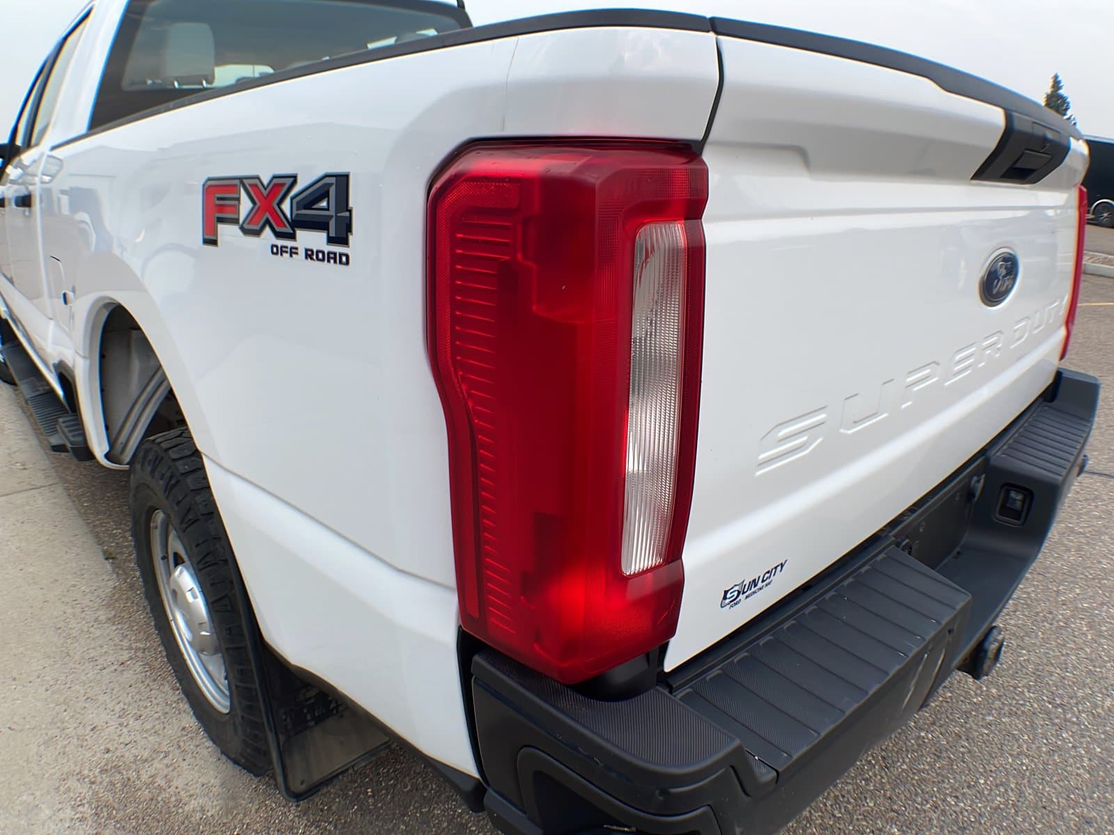 Ford Super Duty F-250 SRW 2023 — photo 14