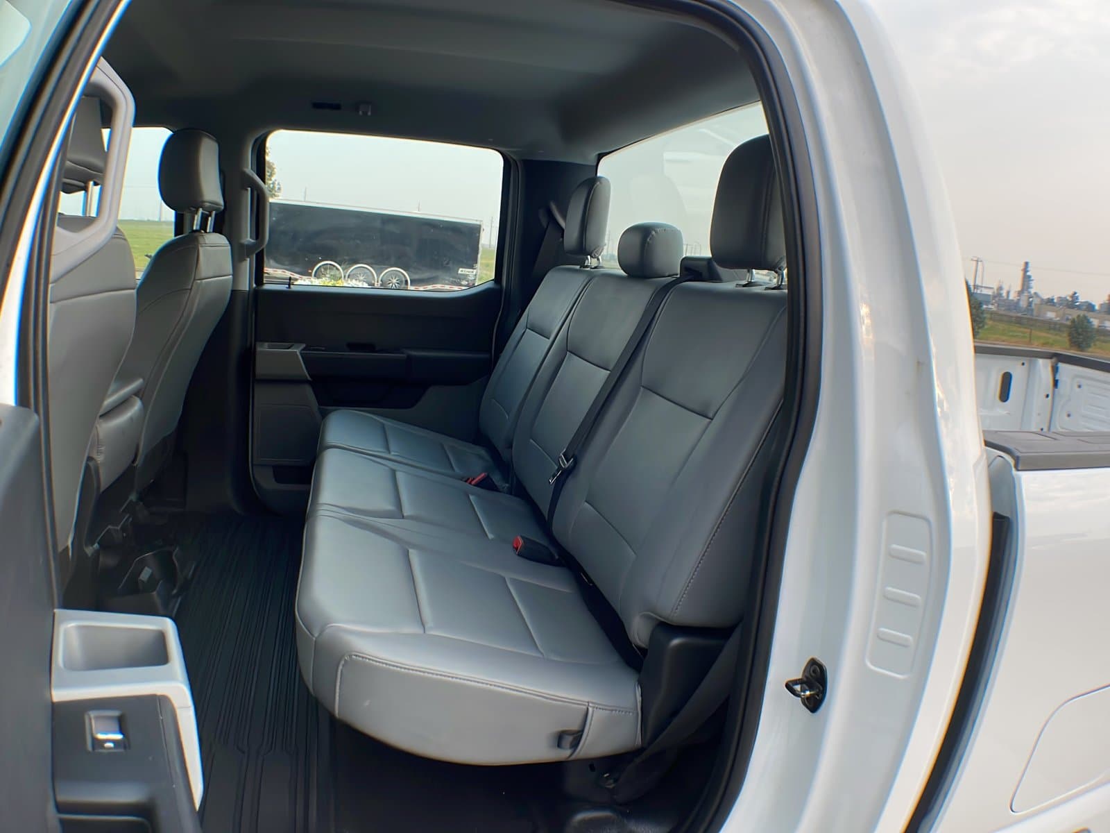 Ford Super Duty F-250 SRW 2023 — photo 24