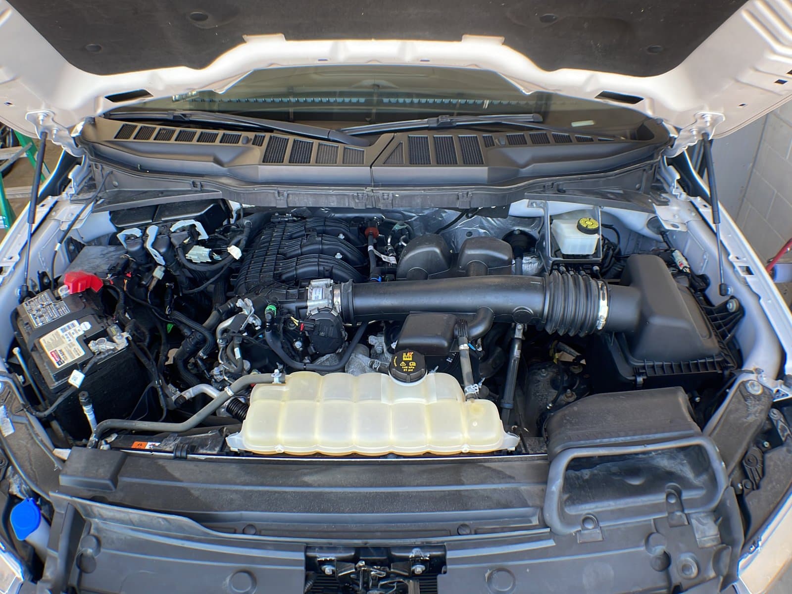 Ford F-150 2022 — photo 12
