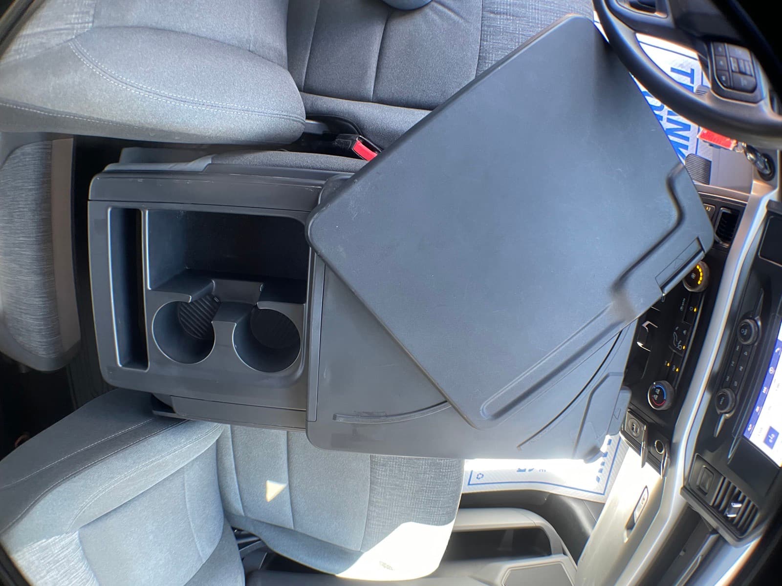 Ford F-150 2022 — photo 29