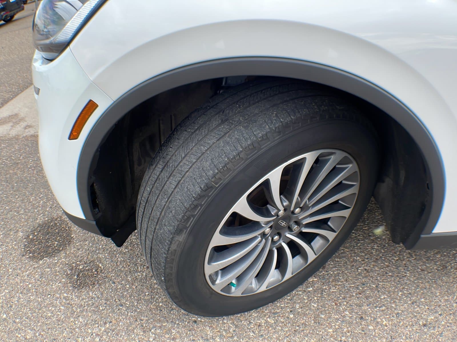 Lincoln Aviator 2022 — photo 11