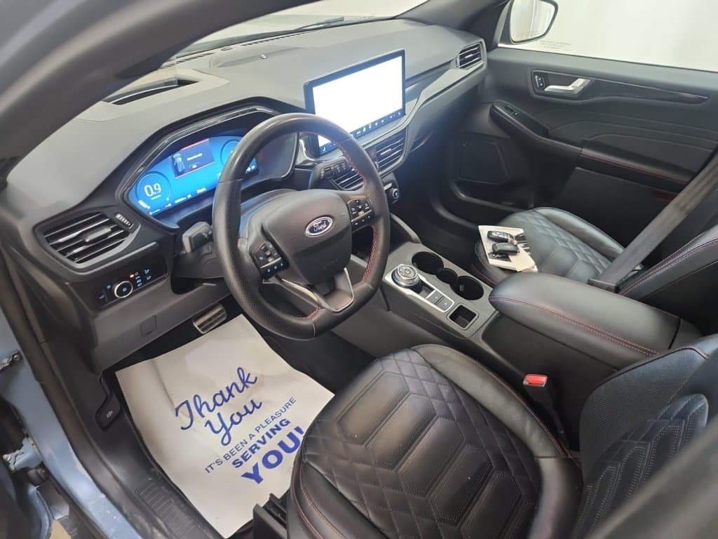 Ford Escape 2023 — photo 11
