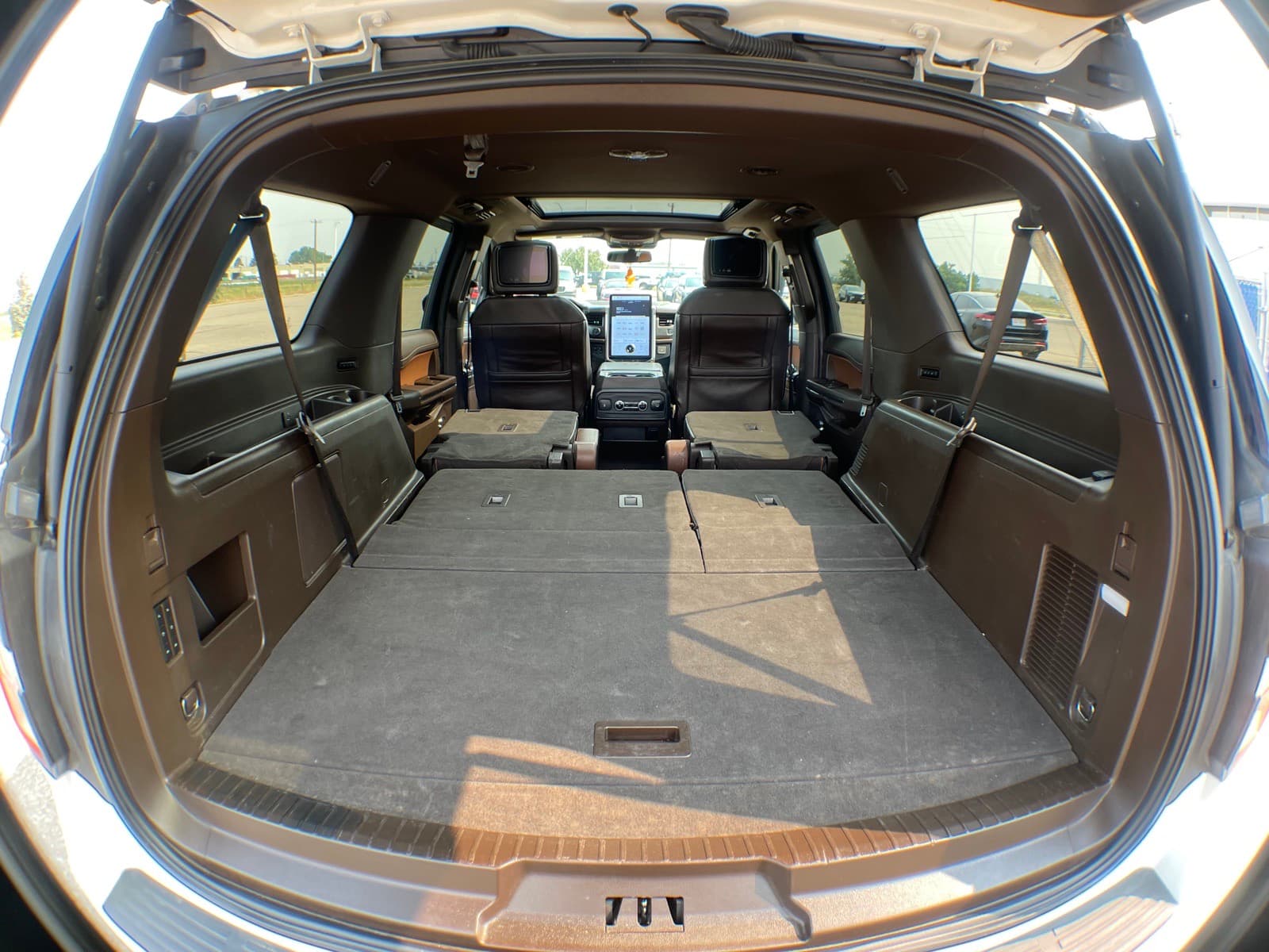 Ford Expedition 2024 — photo 29