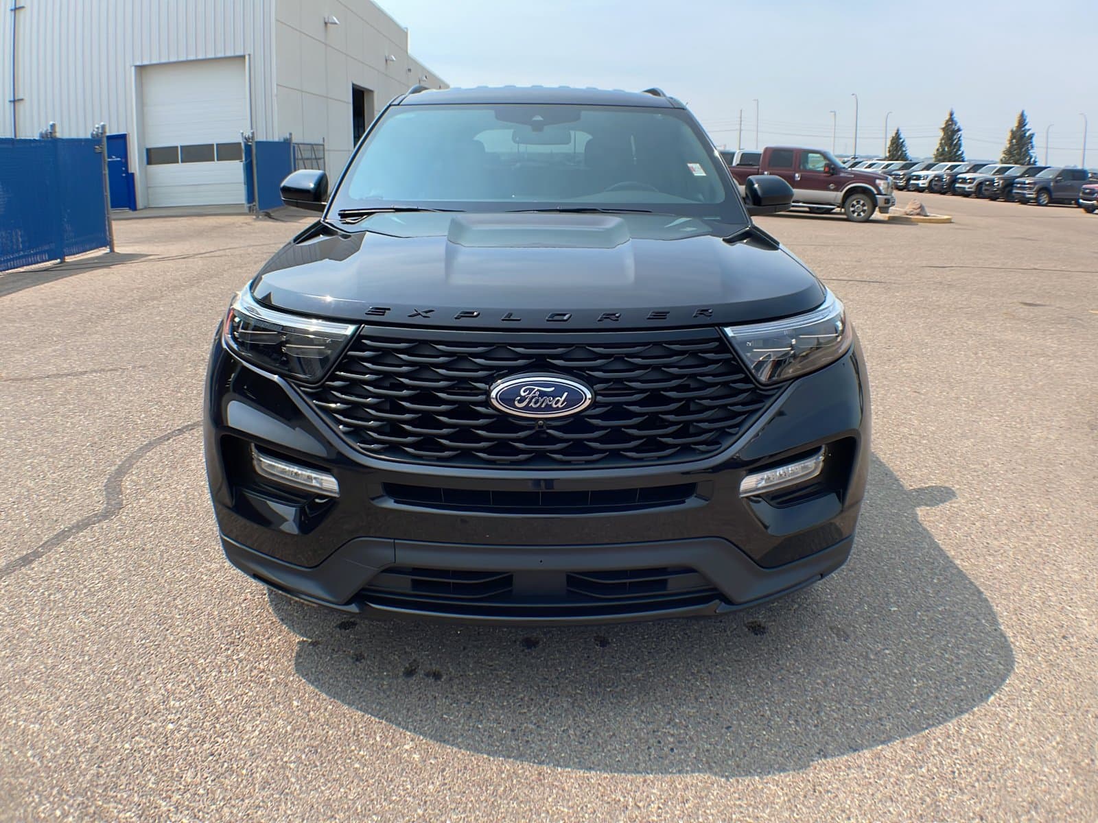 Ford Explorer 2023 — photo 9