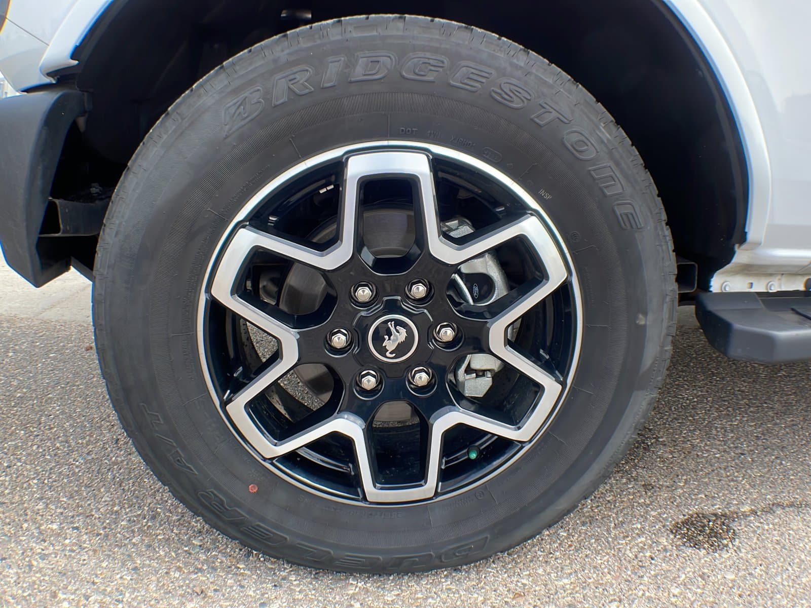 Ford Bronco 2023 — photo 10