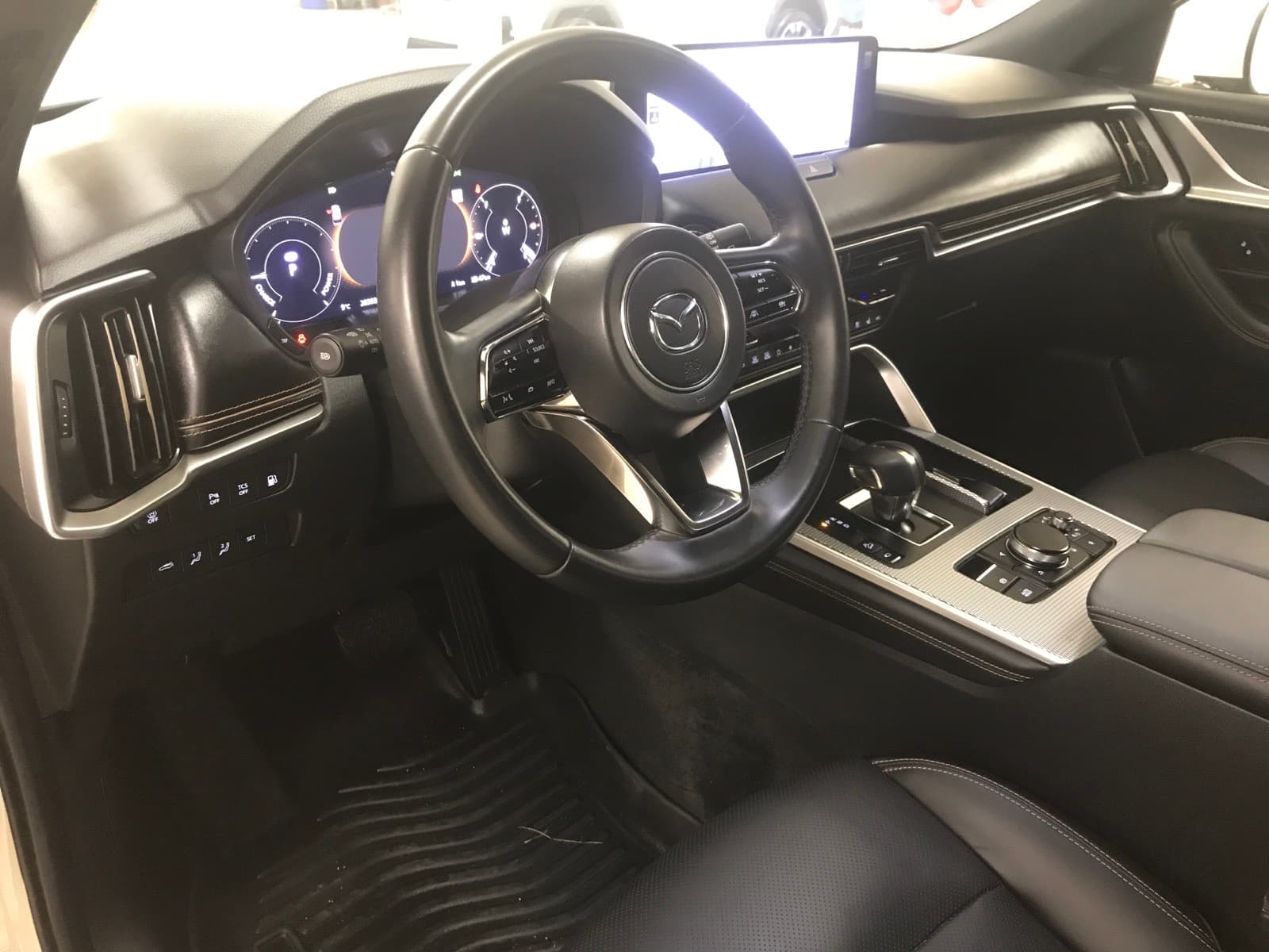 Mazda CX-90 PHEV 2025 — photo 12