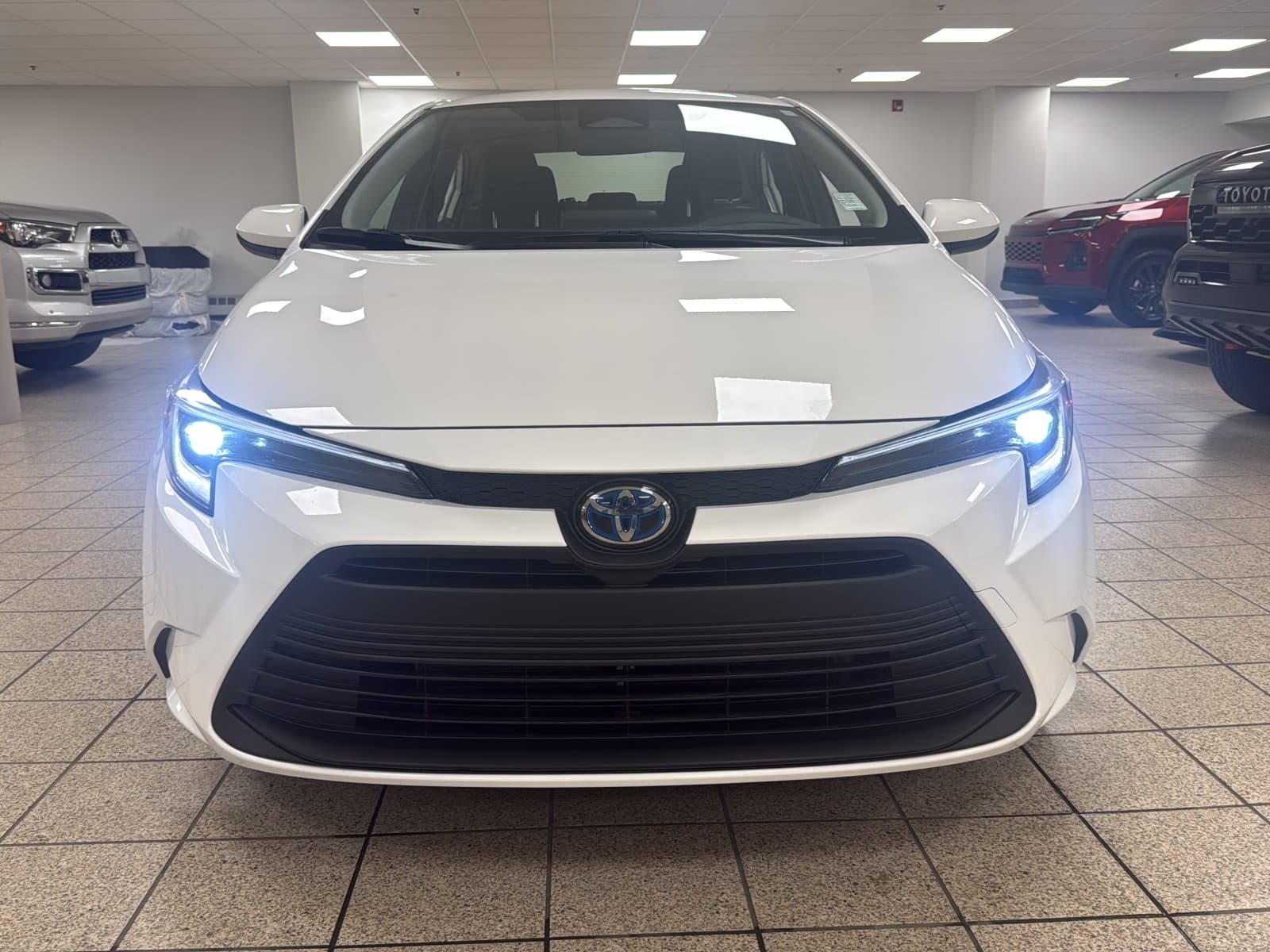 Toyota Corolla 2025 — photo 9