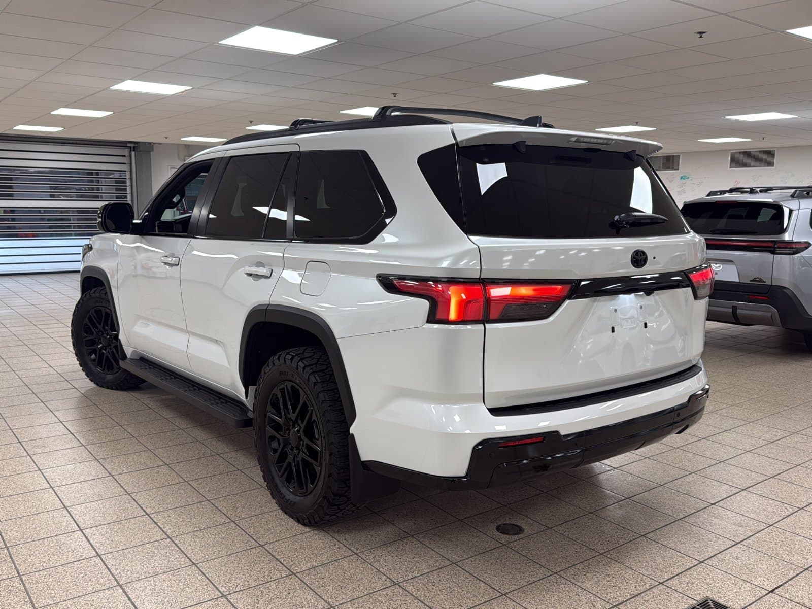 Toyota Sequoia 2025 — photo 5