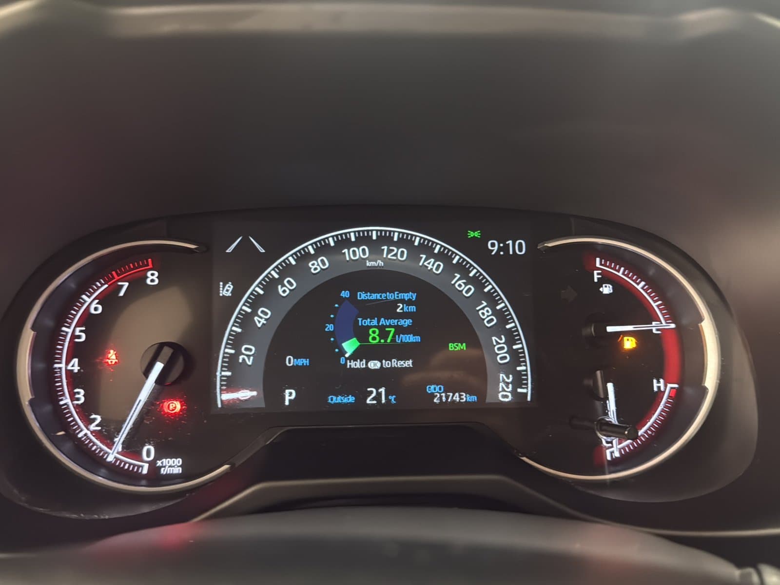 Toyota RAV4 2025 — photo 12