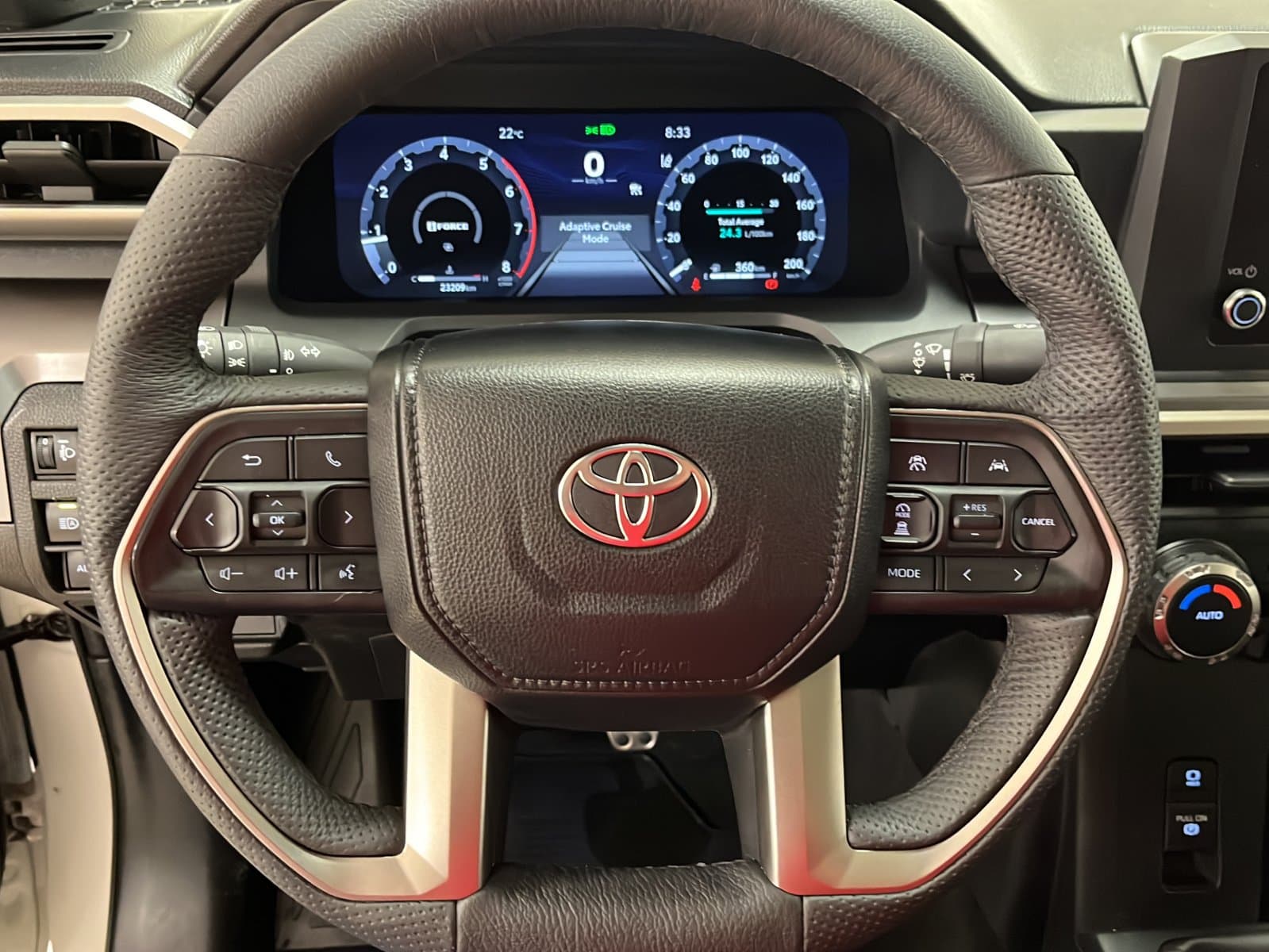 Toyota Tacoma 2025 — photo 11