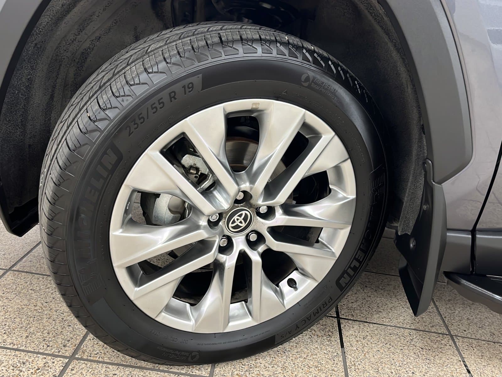 Toyota RAV4 2025 — photo 10