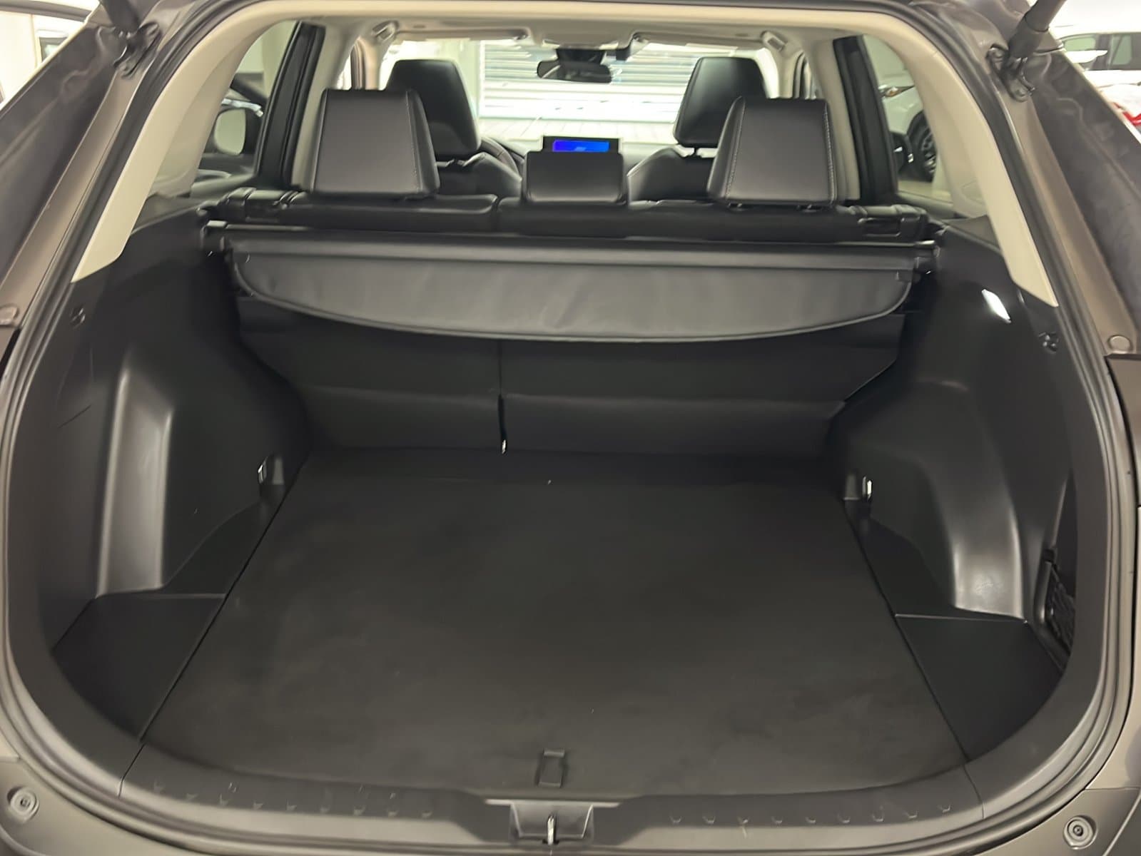 Toyota RAV4 2025 — photo 21