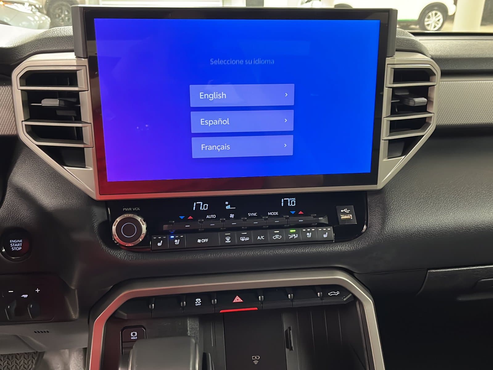 Toyota Tundra 2026 — photo 13