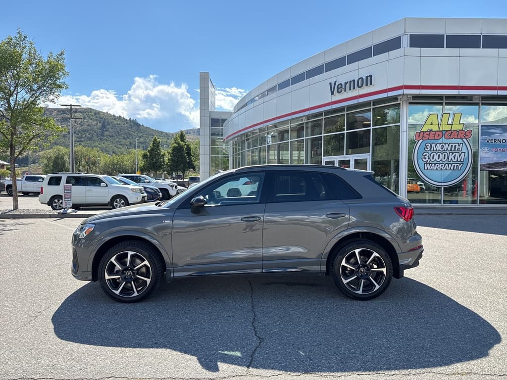Audi Q3 2024 — photo 3