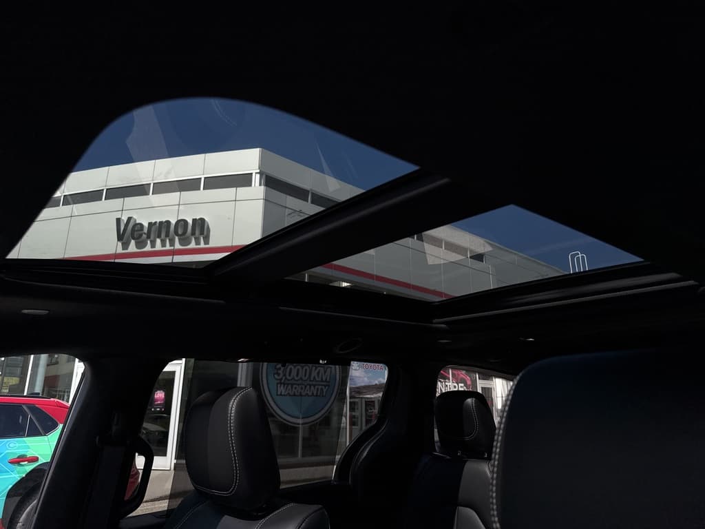 Chrysler Pacifica 2025 — photo 14