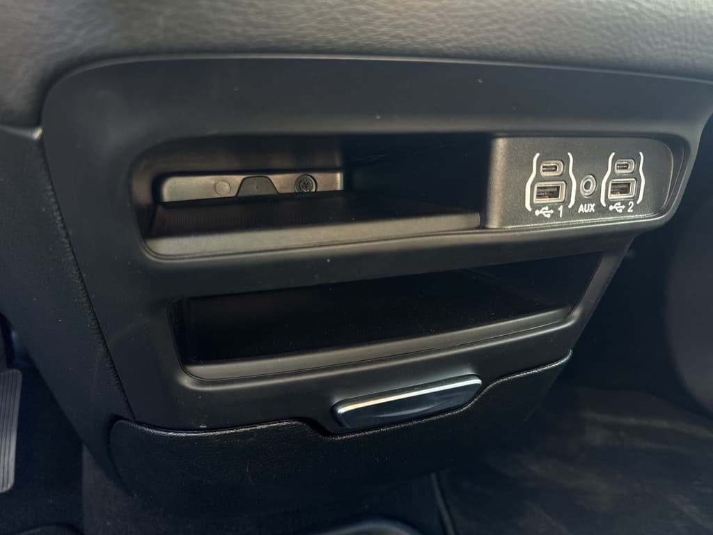 Chrysler Pacifica 2025 — photo 28