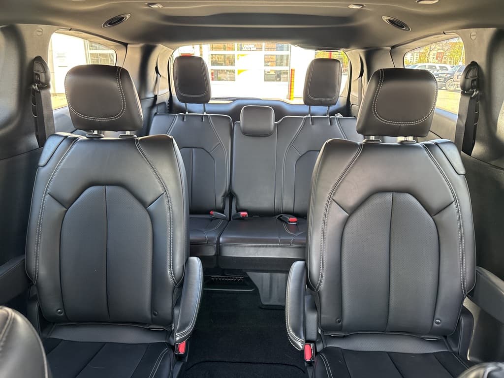 Chrysler Pacifica 2025 — photo 29
