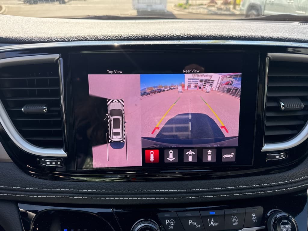 Chrysler Pacifica 2025 — photo 30