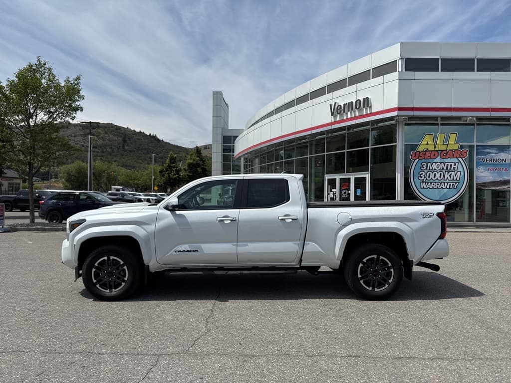 Toyota Tacoma 4X4 2025 — photo 3