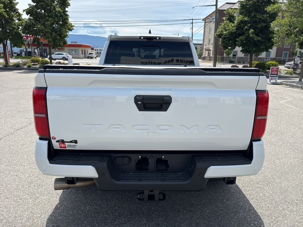 Toyota Tacoma 4X4 2025 — photo 6