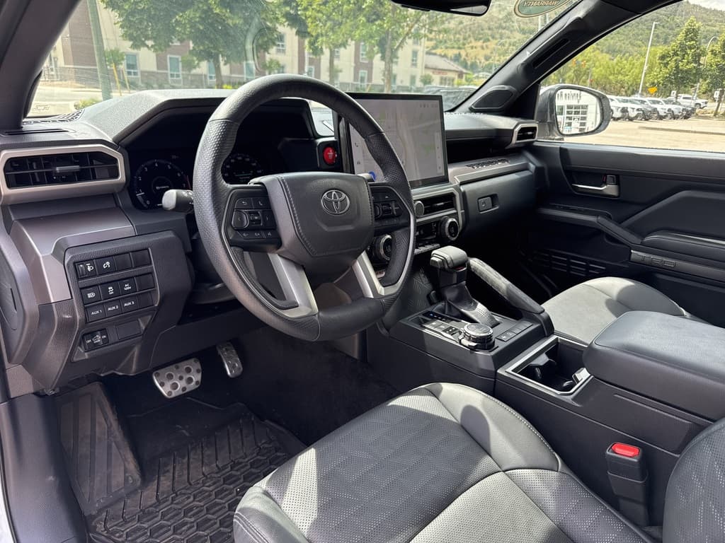Toyota Tacoma 4X4 2025 — photo 17