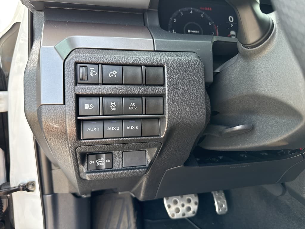 Toyota Tacoma 4X4 2025 — photo 24