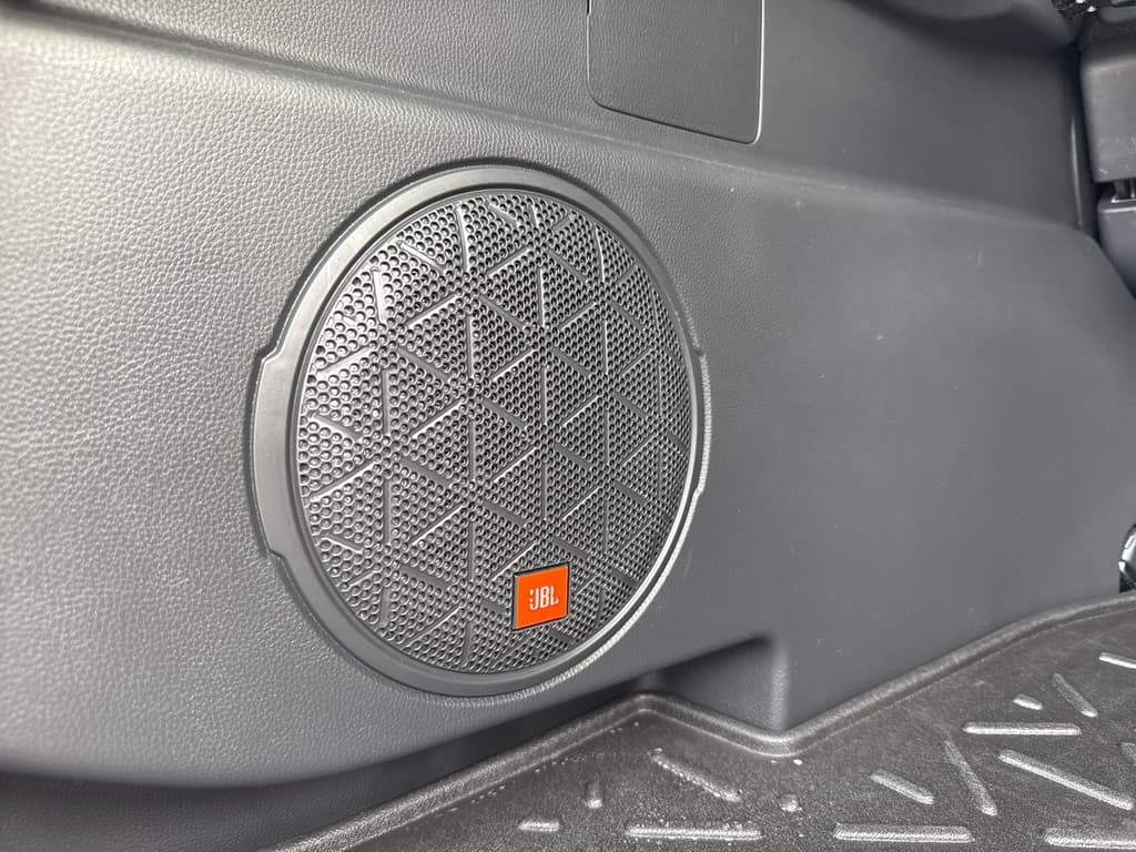 Toyota RAV4 2025 — photo 7