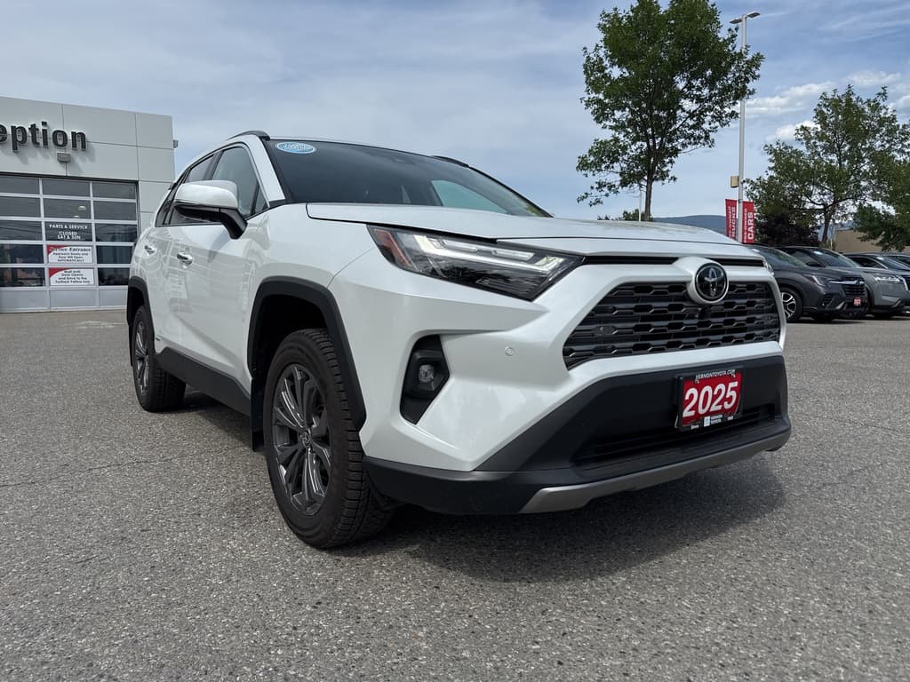 Toyota RAV4 2025 — photo 10
