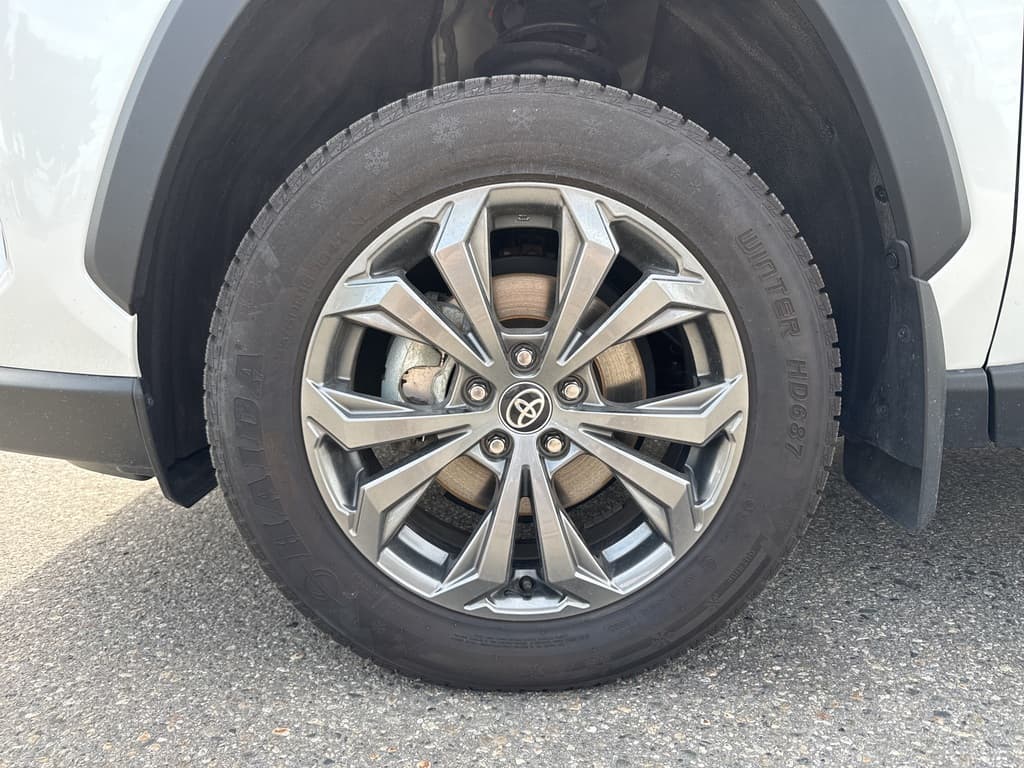 Toyota RAV4 2025 — photo 12