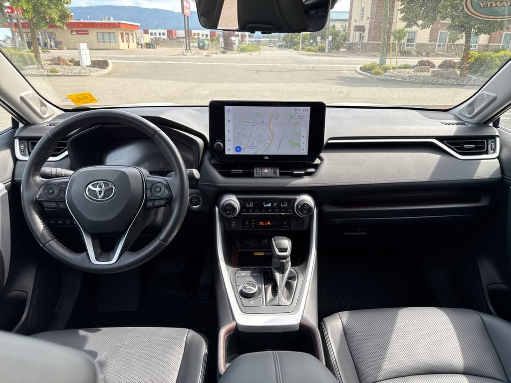 Toyota RAV4 2025 — photo 16