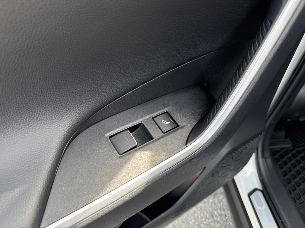 Toyota RAV4 2025 — photo 20