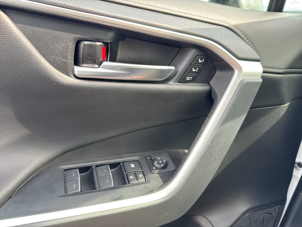 Toyota RAV4 2025 — photo 23