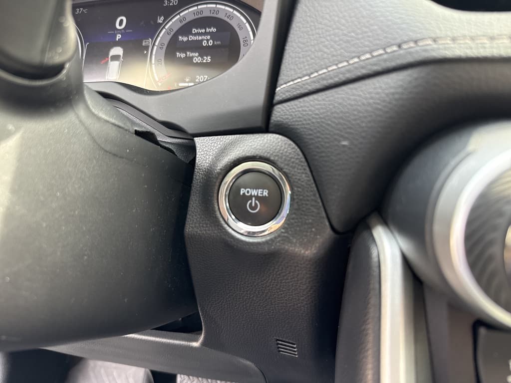 Toyota RAV4 2025 — photo 25