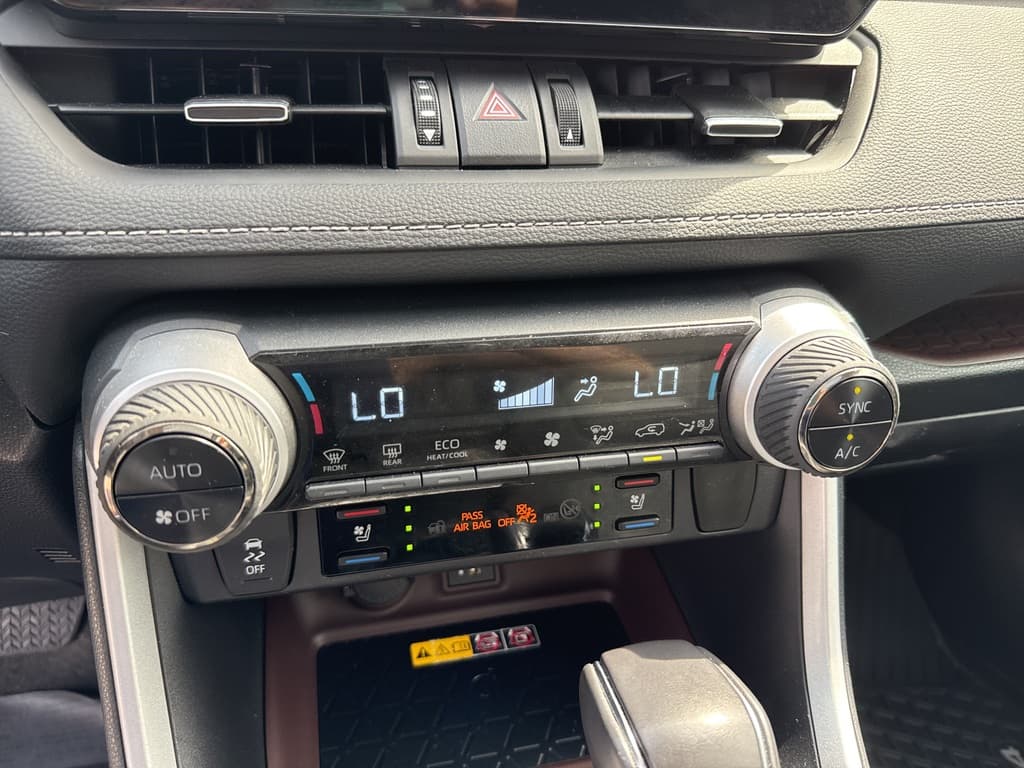 Toyota RAV4 2025 — photo 27
