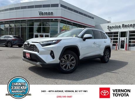 Toyota RAV4 2025 Wind Chill Pearl à vendre à Vernon