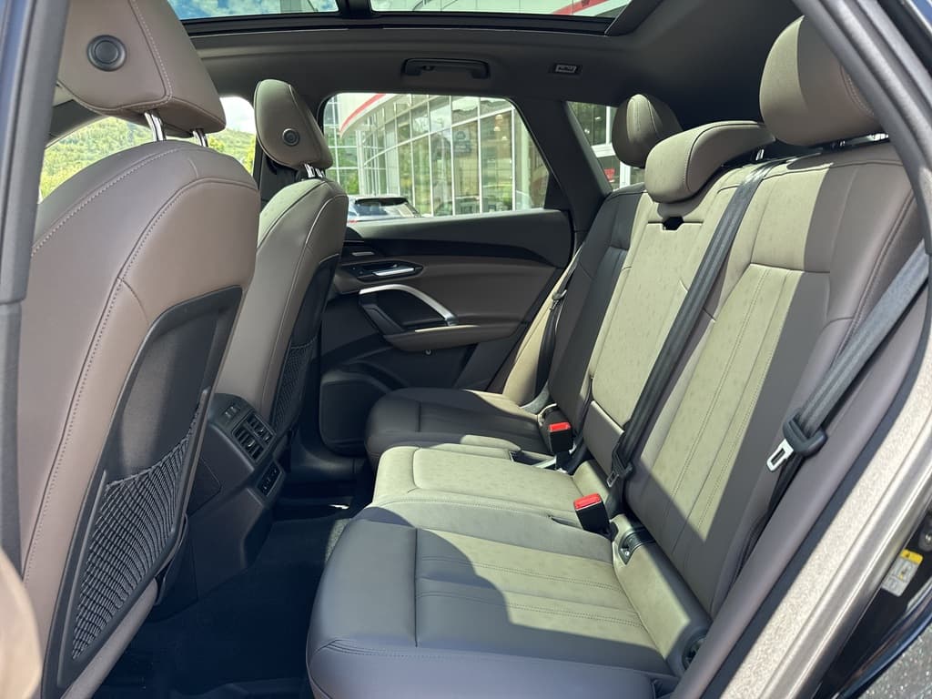 Audi Q5 2025 — photo 18