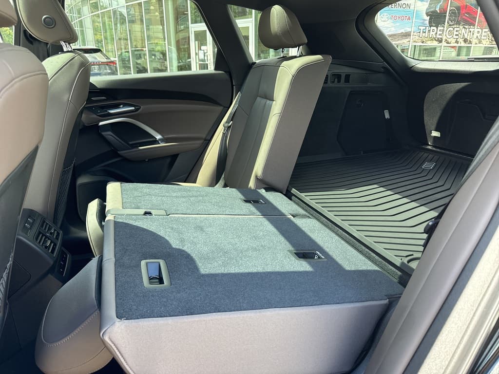 Audi Q5 2025 — photo 20