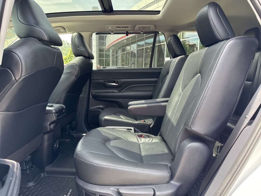 Toyota Grand Highlander 2025 — photo 19