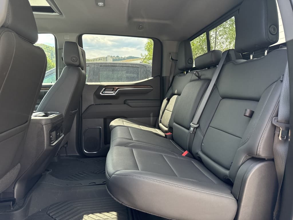 Chevrolet Silverado 1500 2025 — photo 20