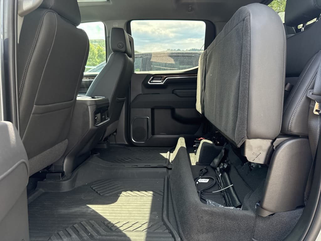 Chevrolet Silverado 1500 2025 — photo 22