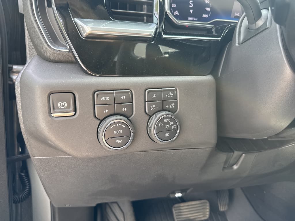 Chevrolet Silverado 1500 2025 — photo 24