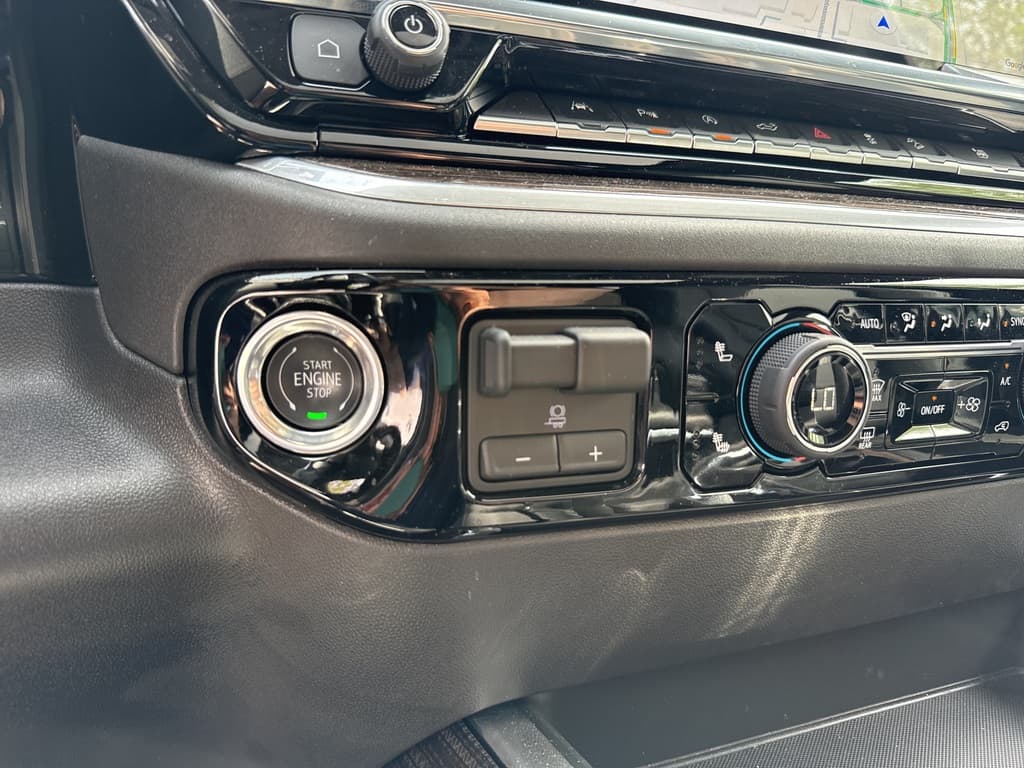 Chevrolet Silverado 1500 2025 — photo 26