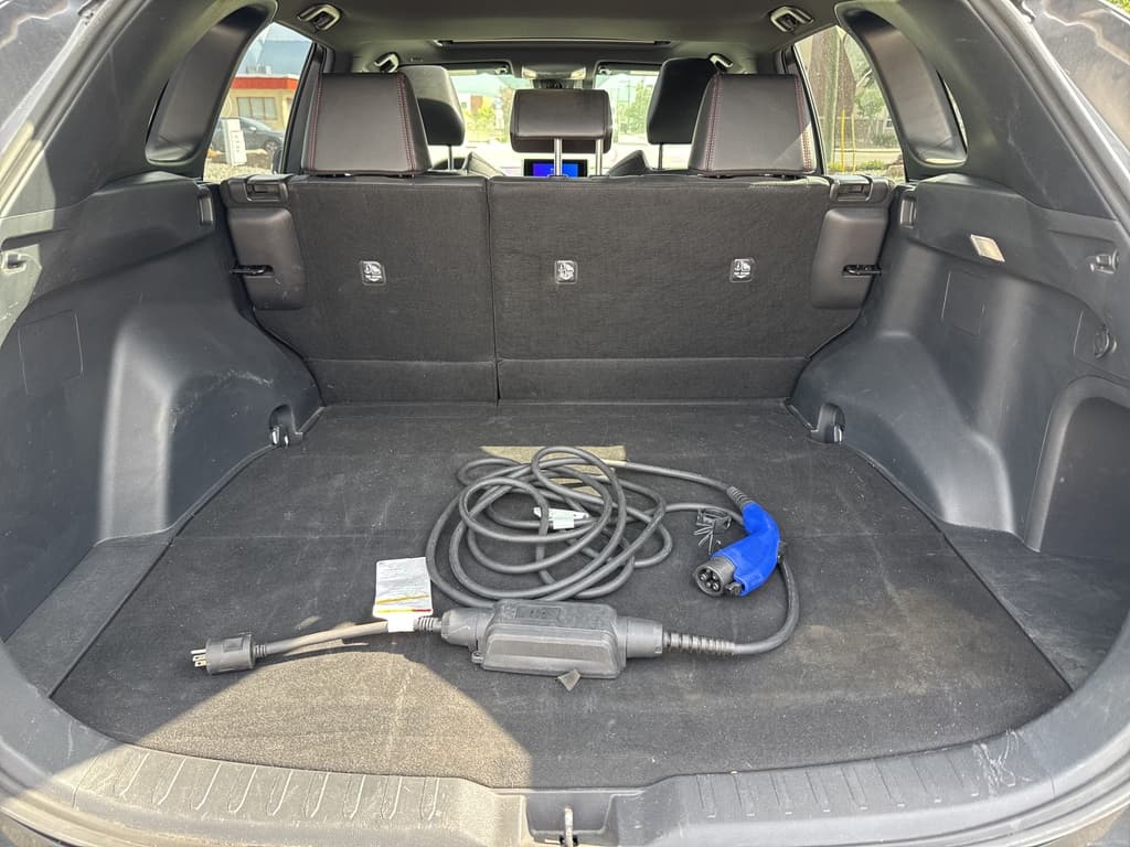 Toyota RAV4 Plug-In Hybrid 2024 — photo 7